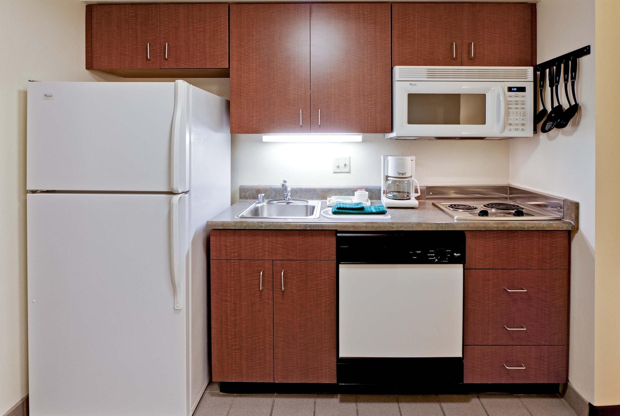 Hawthorn Suites By Wyndham Louisville East Habitación foto